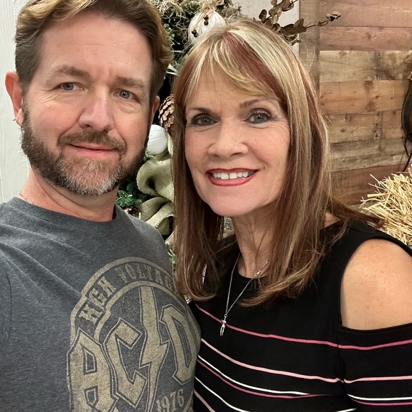 Meet your Posher, Mike - Picture 1 of 1